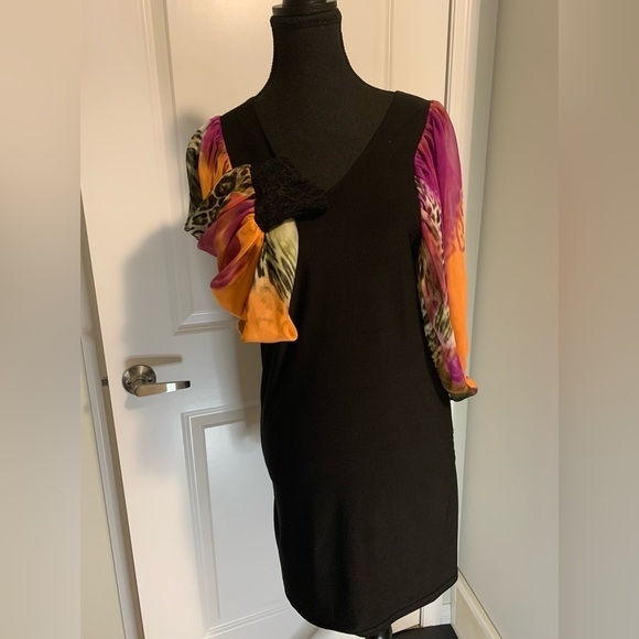 BCBG Maxazria ladies dress in size L BUT fits like a size small - Picture 2 of 12